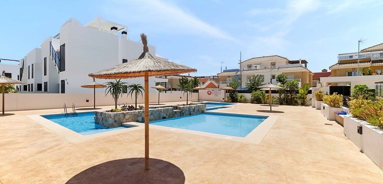 Herverkoop - Appartement / flat -
Pilar de La Horadada - El Mojón