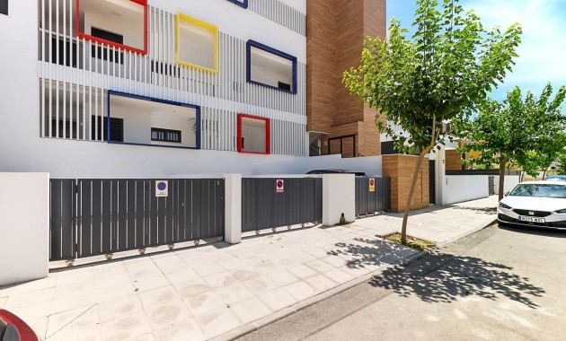Herverkoop - Appartement / flat -
Pilar de La Horadada - El Mojón