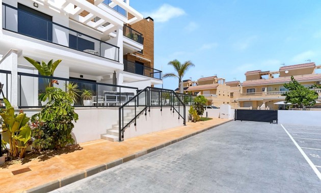 Herverkoop - Appartement / flat -
Pilar de La Horadada - El Mojón