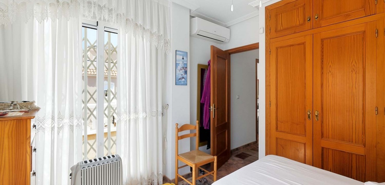 Herverkoop - Quad Villa -
Torre de La Horadada - Torre de La Horadada - Town