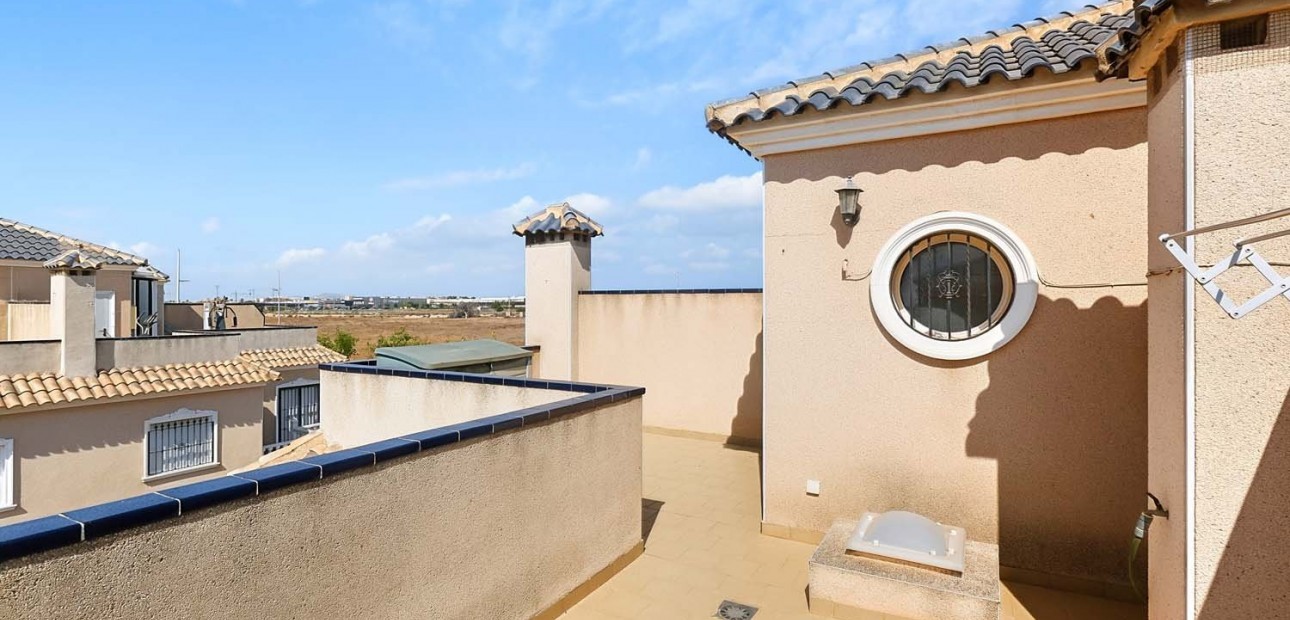 Herverkoop - Quad Villa -
Torre de La Horadada - Torre de La Horadada - Town