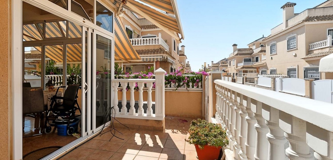 Herverkoop - Quad Villa -
Torre de La Horadada - Torre de La Horadada - Town
