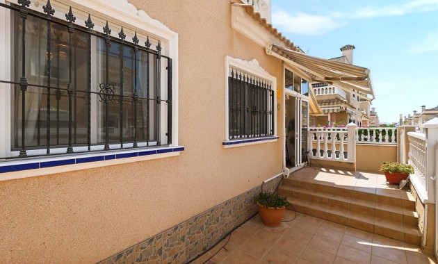 Herverkoop - Quad Villa -
Torre de La Horadada - Torre de La Horadada - Town