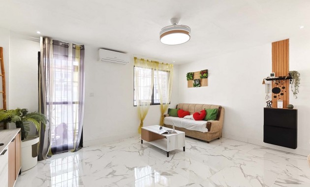 Herverkoop - Appartement / flat -
Lo Pagan - Lo Pagan - Town