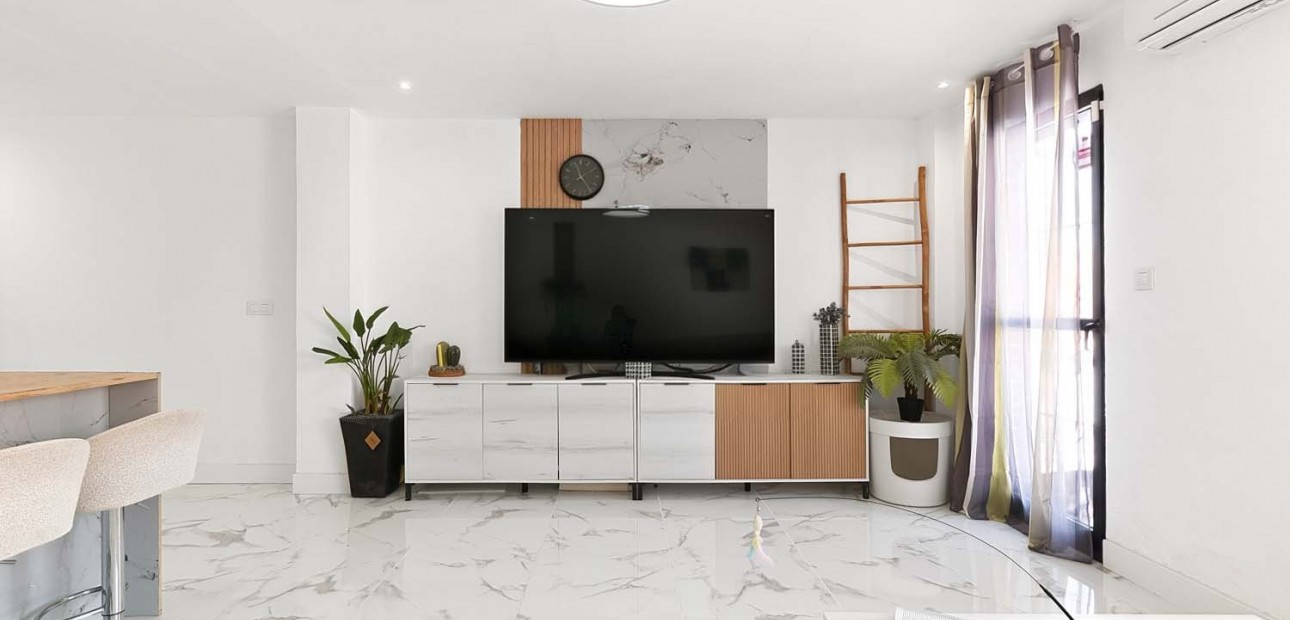 Herverkoop - Appartement / flat -
Lo Pagan - Lo Pagan - Town