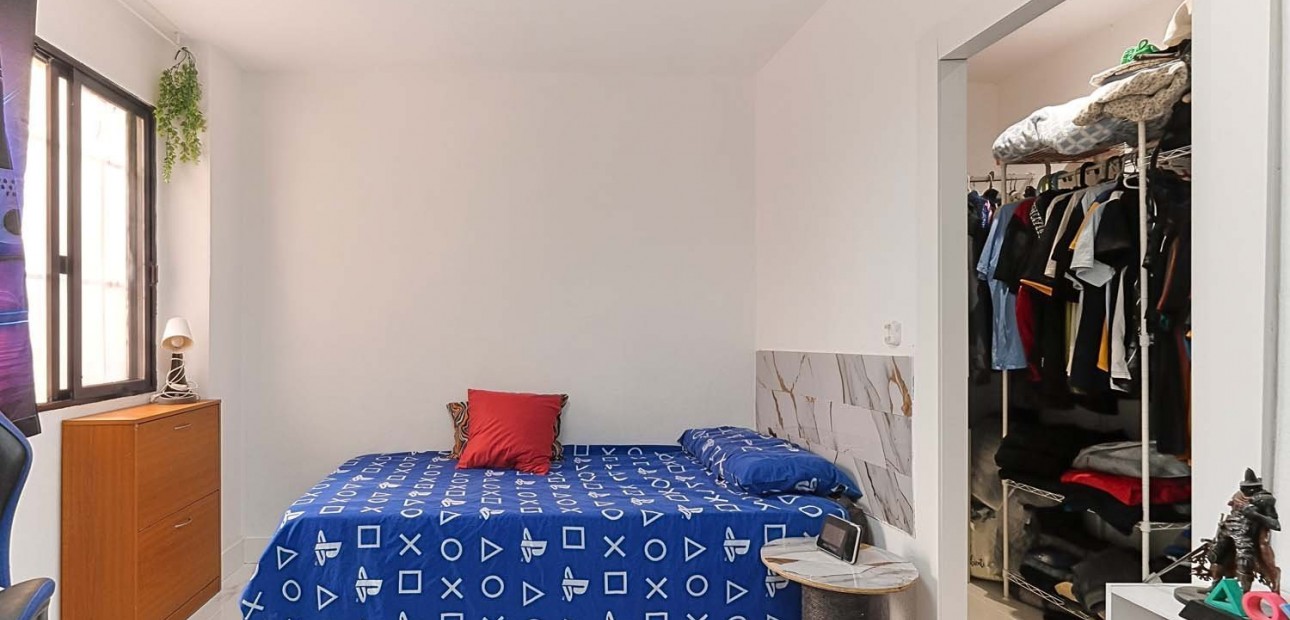 Herverkoop - Appartement / flat -
Lo Pagan - Lo Pagan - Town