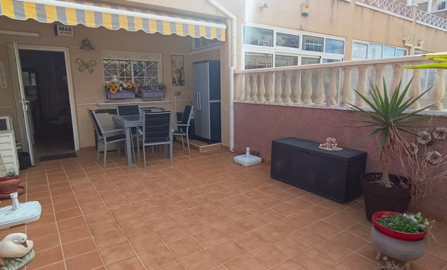 Herverkoop - House -
Orihuela Costa
