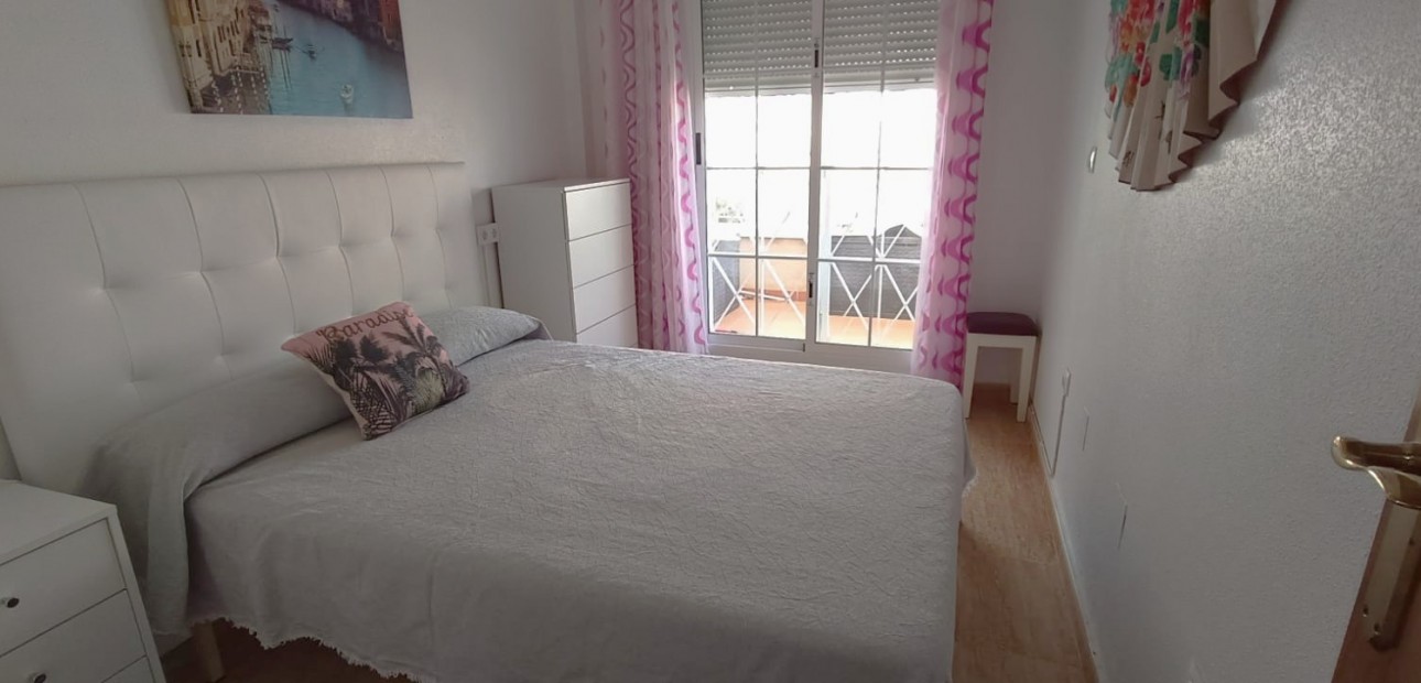Herverkoop - House -
Orihuela Costa