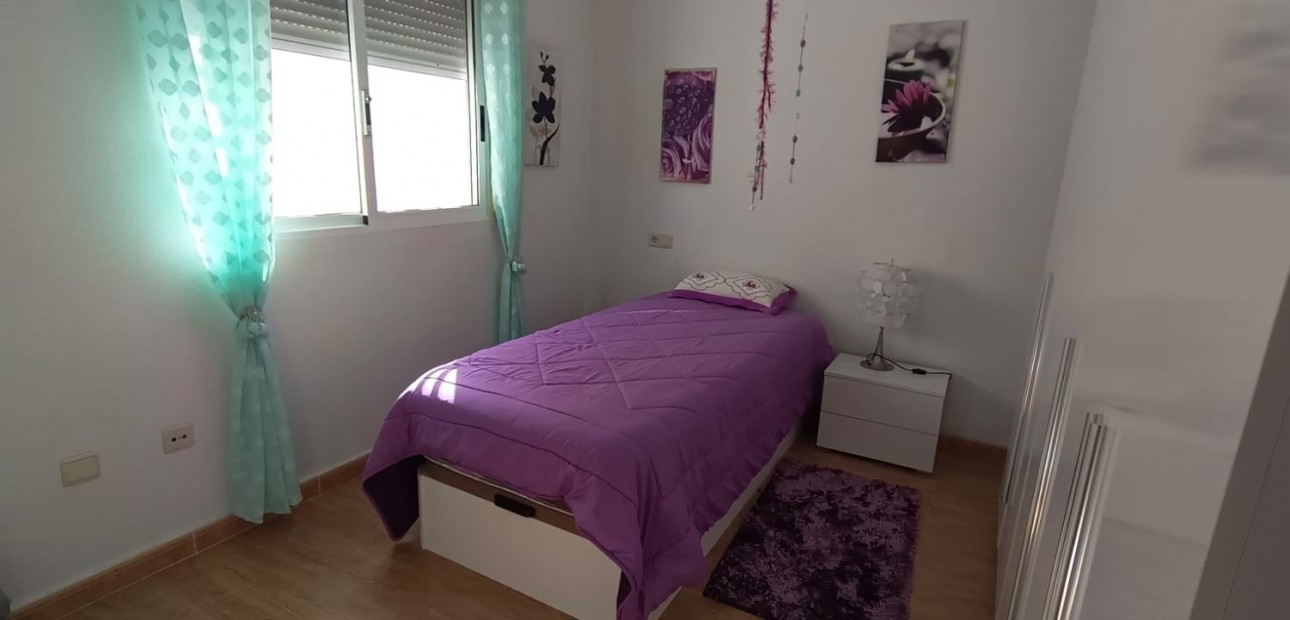 Herverkoop - House -
Orihuela Costa