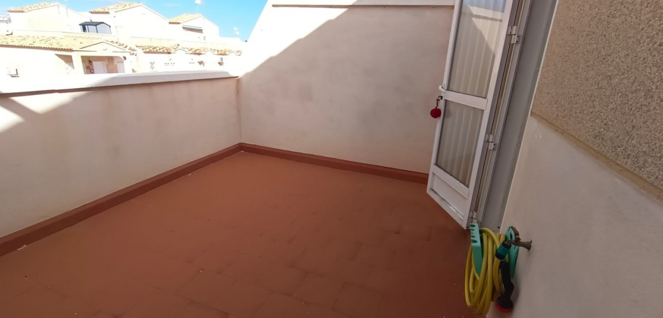 Herverkoop - House -
Orihuela Costa