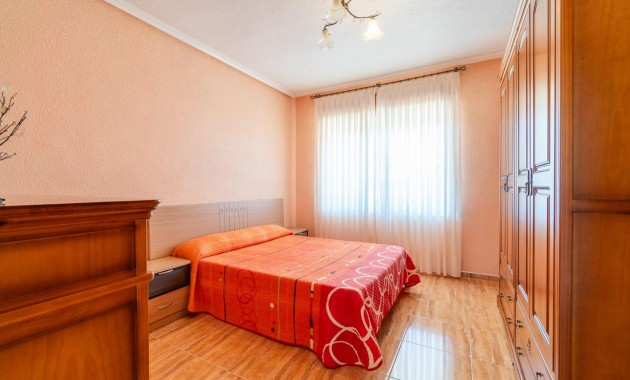 Sale - House -
San Miguel de Salinas - Torremendo