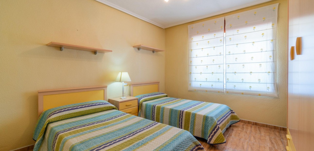 Sale - House -
San Miguel de Salinas - Torremendo