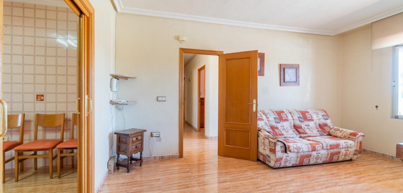 Sale - House -
San Miguel de Salinas - Torremendo
