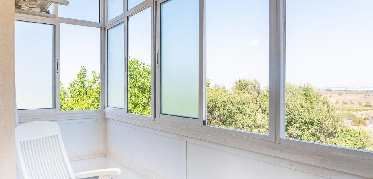 Sale - Apartment / flat -
Torrevieja - La Mata pueblo