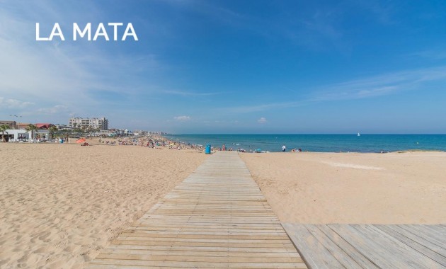 Sale - Apartment / flat -
Torrevieja - La Mata pueblo