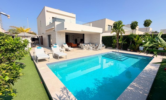 Sale - Detached Villa -
Los Montesinos - Los Montesinos - Urb. La Herrada