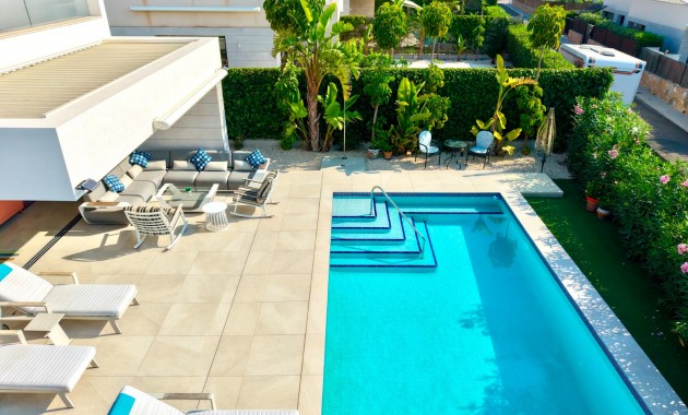 Sale - Detached Villa -
Los Montesinos - Los Montesinos - Urb. La Herrada