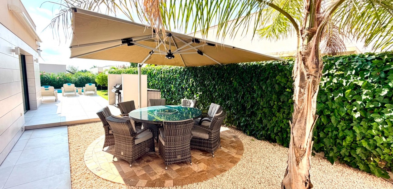 Sale - Detached Villa -
Los Montesinos - Los Montesinos - Urb. La Herrada