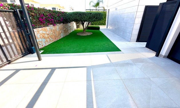 Sale - Detached Villa -
Los Montesinos - Los Montesinos - Urb. La Herrada