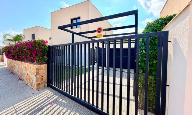 Sale - Detached Villa -
Los Montesinos - Los Montesinos - Urb. La Herrada