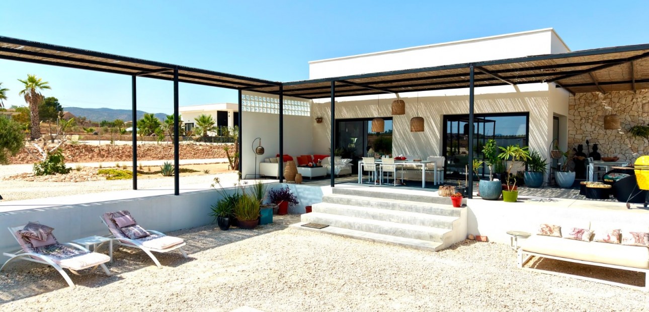 Venta - Detached Villa -
Pinoso
