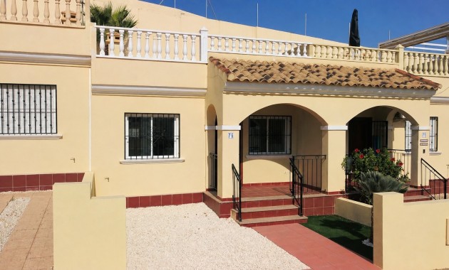 Sale - Bungalow -
Algorfa - Montemar