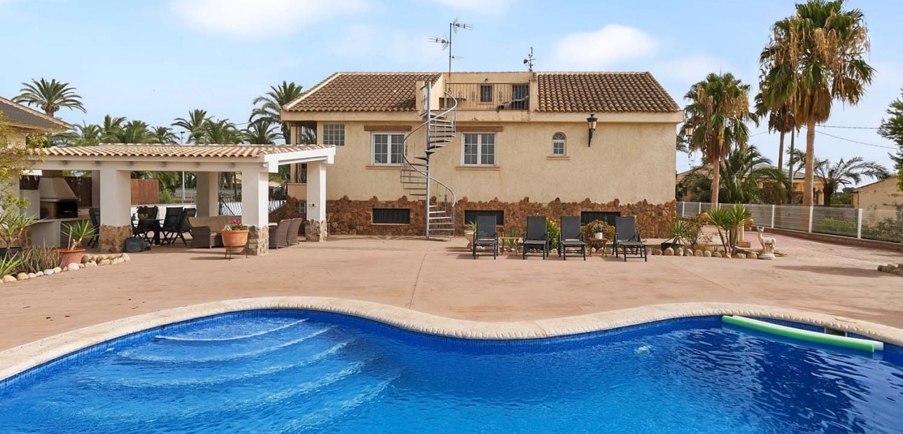 Sale - Detached Villa -
Bigastro - Bigastro - Country