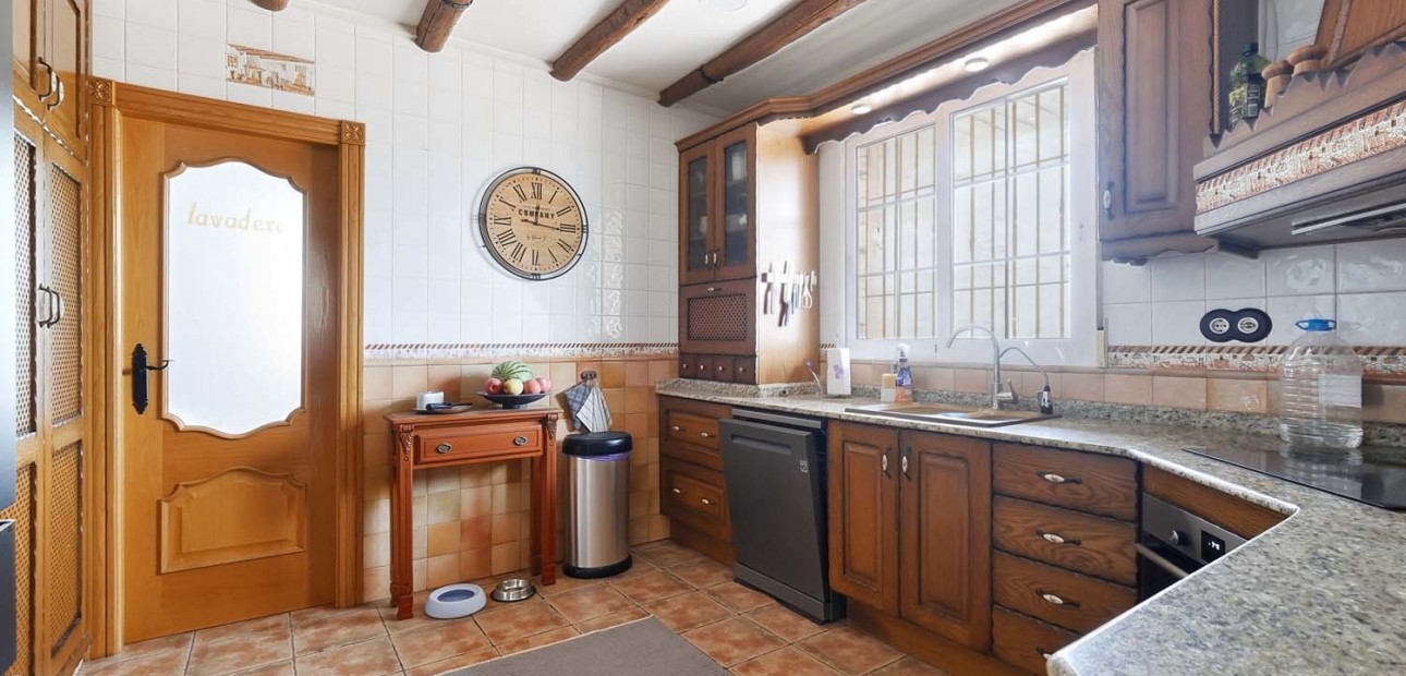 Sale - Detached Villa -
Bigastro - Bigastro - Country