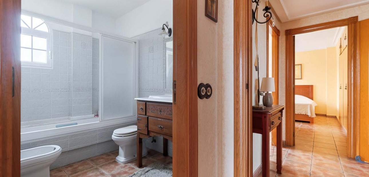 Sale - Detached Villa -
Bigastro - Bigastro - Country