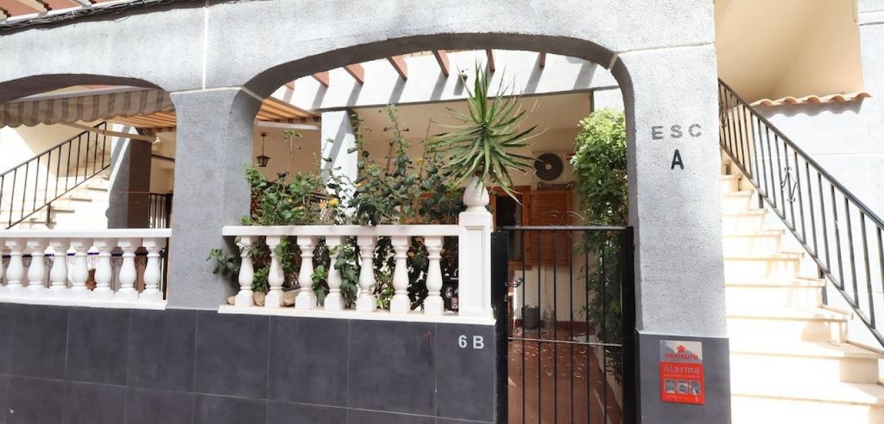 Sale - Bungalow -
Torrevieja - Acequion