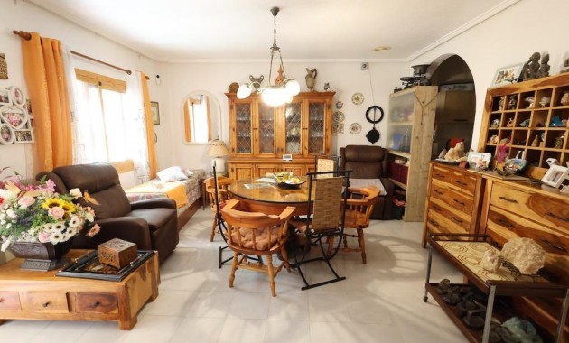Sale - Bungalow -
Torrevieja - Acequion