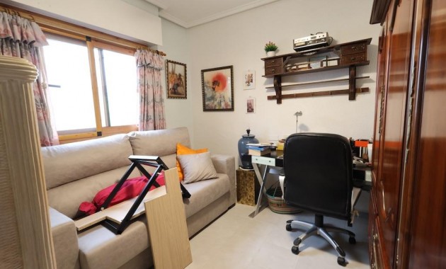 Sale - Bungalow -
Torrevieja - Acequion