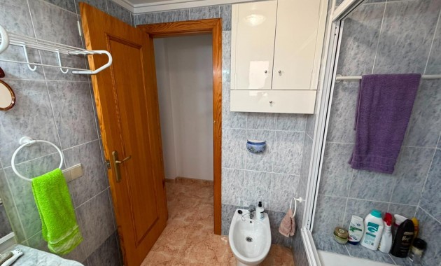 Sale - Apartment / flat -
Torrevieja - Centro