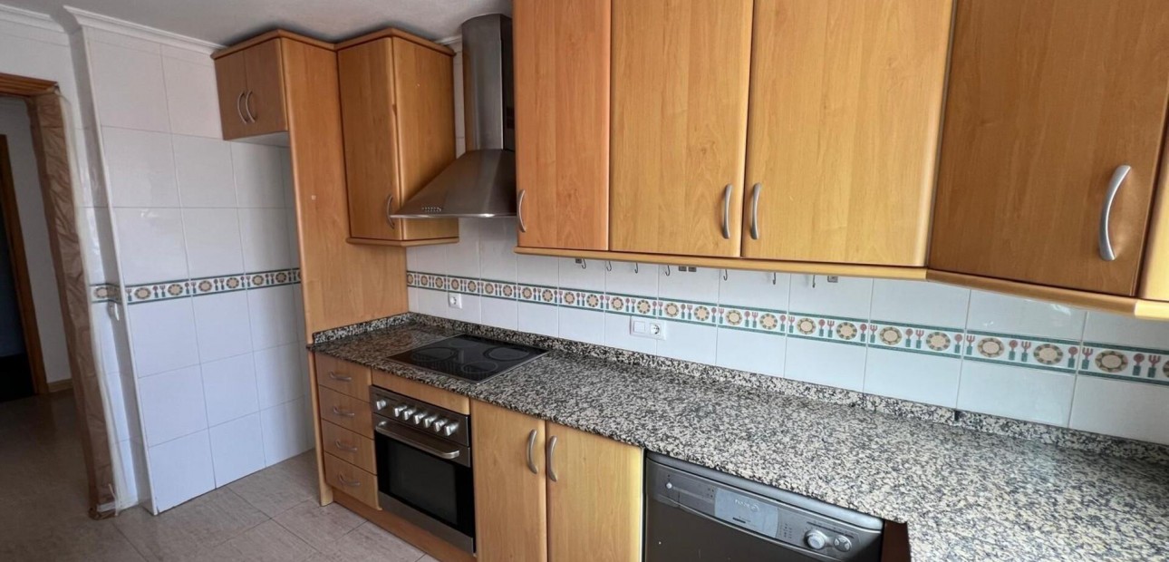 Sale - Apartment / flat -
Torrevieja - Playa de los locos
