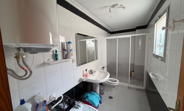 Sale - Apartment / flat -
Torrevieja - Paseo maritimo