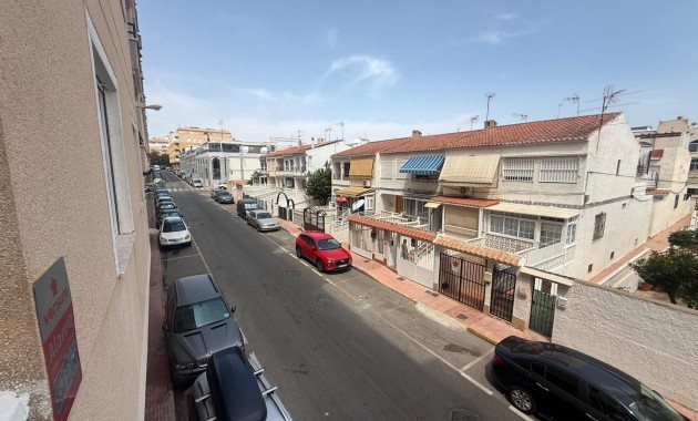 Sale - Apartment / flat -
Torrevieja - Estacion de autobuses