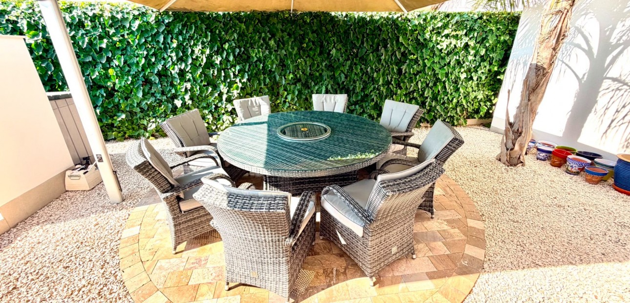 Sale - Detached Villa -
Los Montesinos - La Herrada