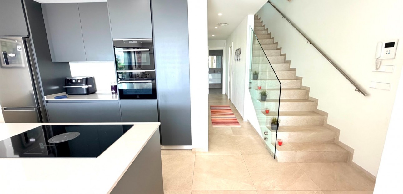 Sale - Detached Villa -
Los Montesinos - La Herrada