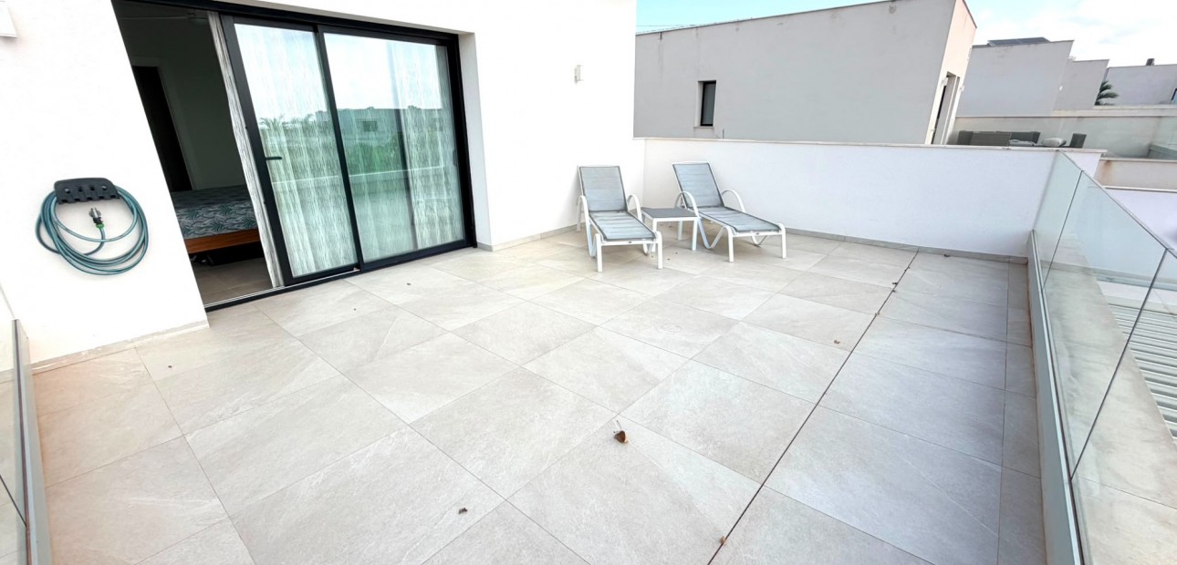 Sale - Detached Villa -
Los Montesinos - La Herrada