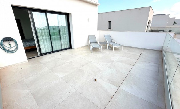 Sale - Detached Villa -
Los Montesinos - La Herrada
