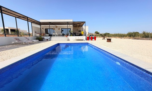 Sale - Country Property -
Pinoso - Pinoso - Country
