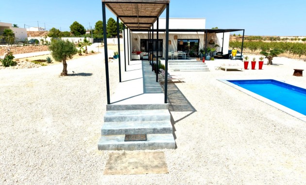 Sale - Country Property -
Pinoso - Pinoso - Country