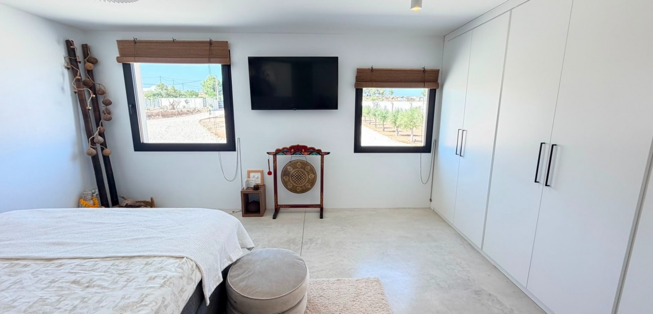 Sale - Country Property -
Pinoso - Pinoso - Country