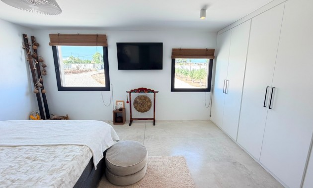 Sale - Country Property -
Pinoso - Pinoso - Country