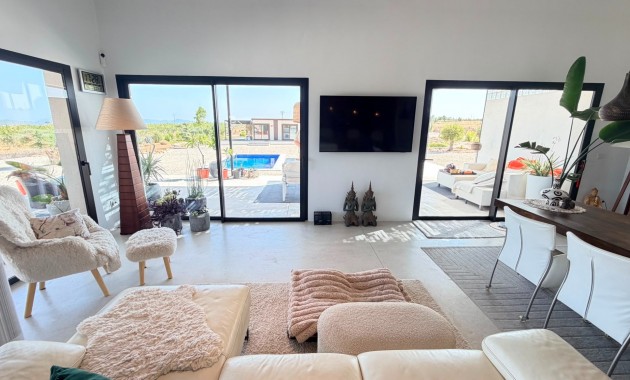 Sale - Country Property -
Pinoso - Pinoso - Country