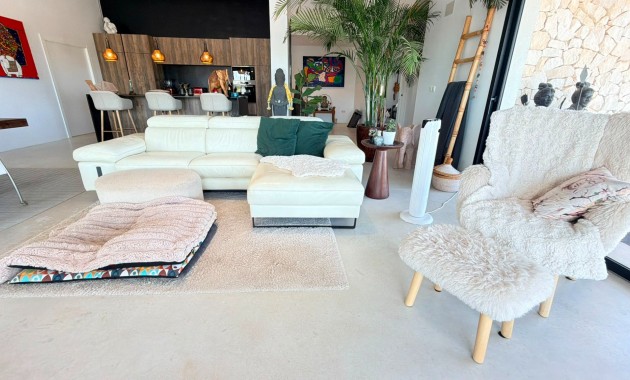 Sale - Country Property -
Pinoso - Pinoso - Country