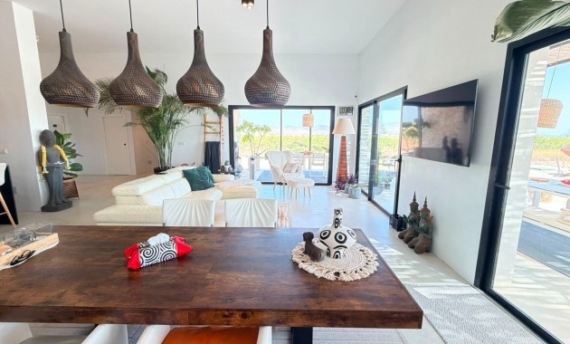Sale - Country Property -
Pinoso - Pinoso - Country