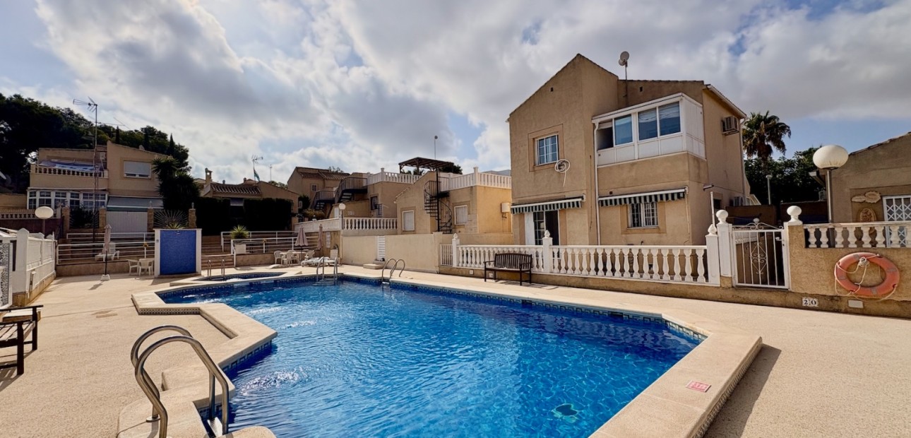 Sale - Single Family Home -
Orihuela - Los Balcones