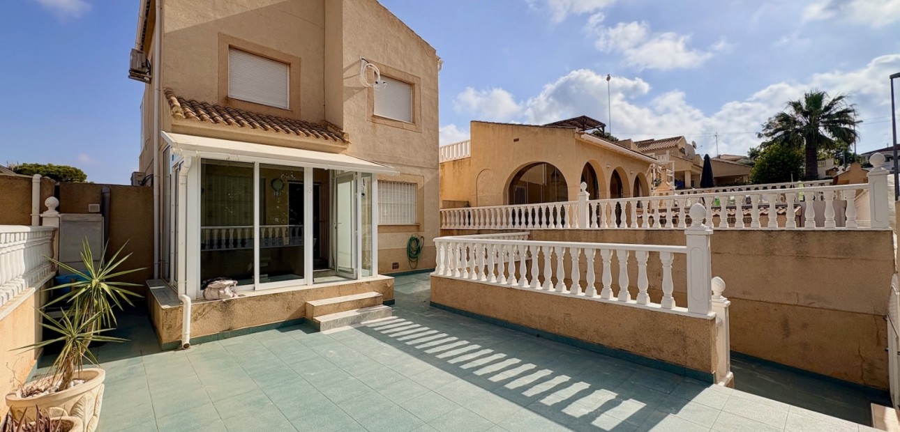 Sale - Single Family Home -
Orihuela - Los Balcones