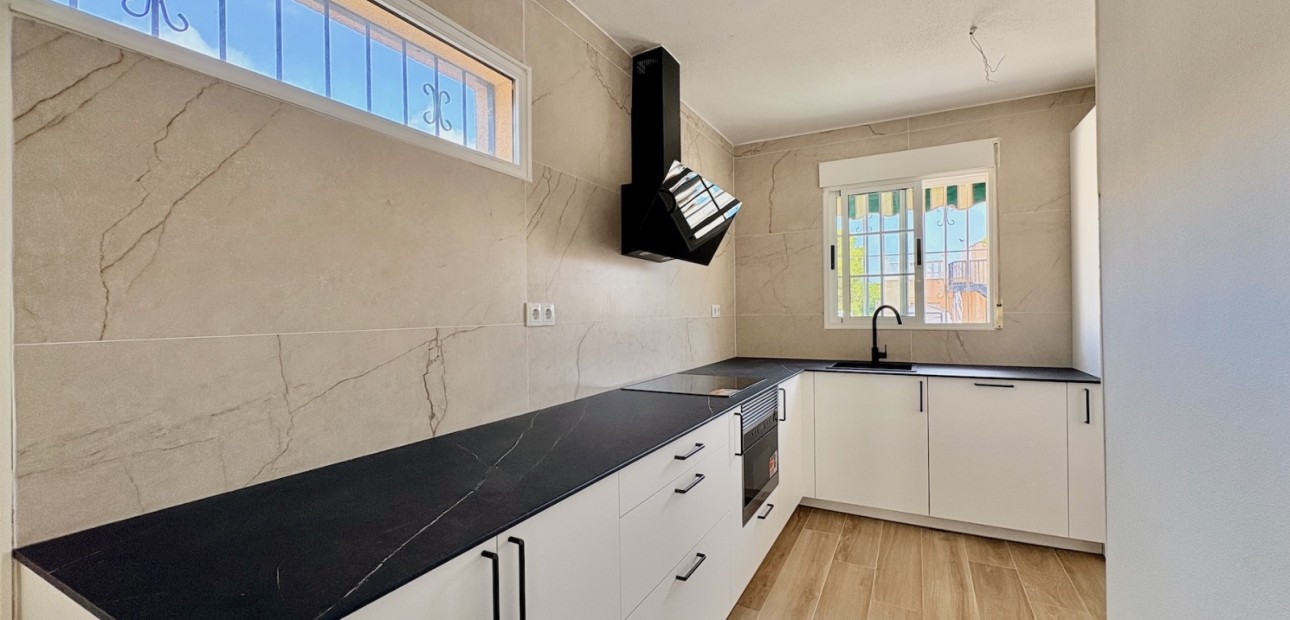 Sale - Single Family Home -
Orihuela - Los Balcones